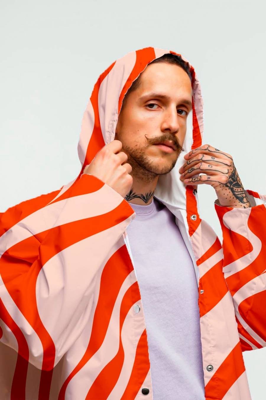 Выбор дождевика: подчеркнуть фигуру, скрыть недостатки, создать оригинальный стиль