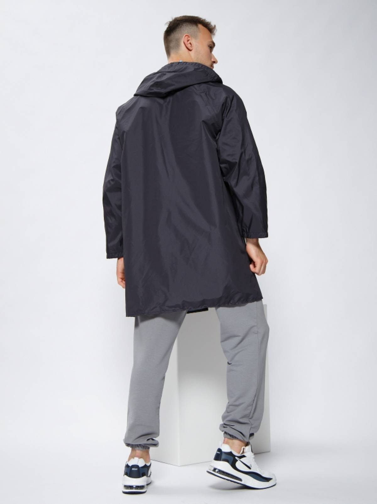 Процедуры ухода за дождевиком: какие подойдут дождевикам из тех или иных тканей?