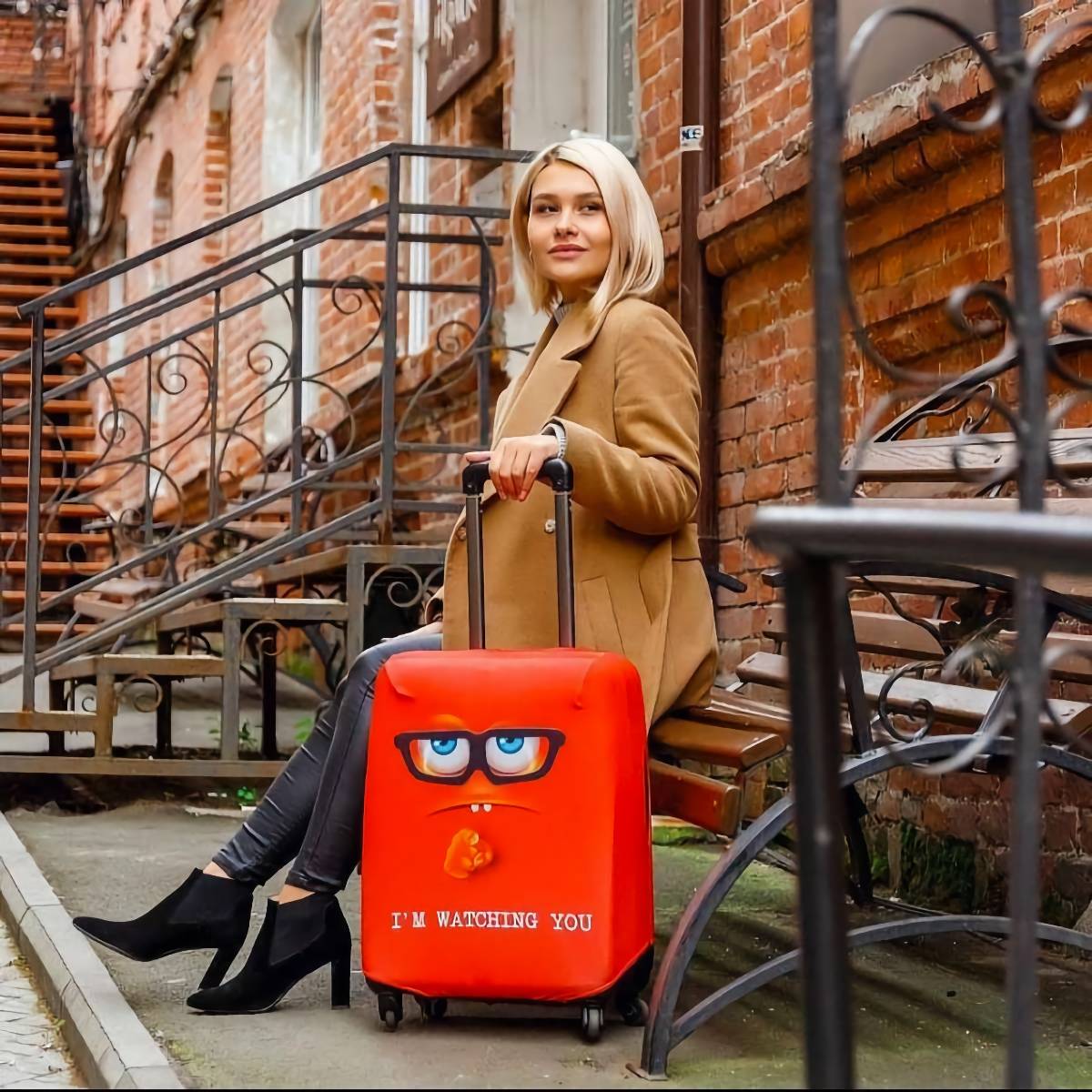 Зачем нужны брендированная одежда и аксессуары?