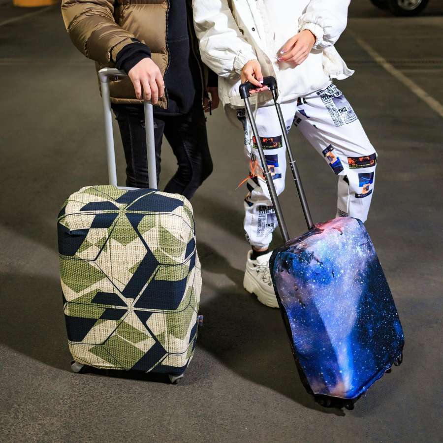 Как выбирать чехлы для чемоданов?