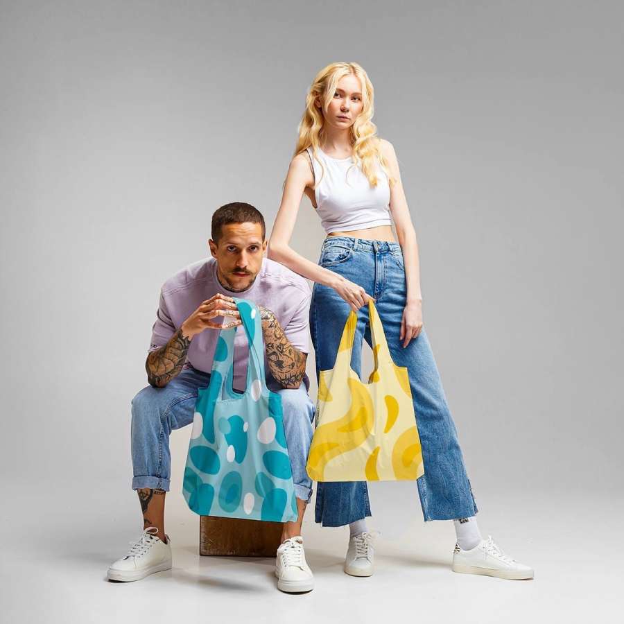 Брендирование одежды: способы и цели