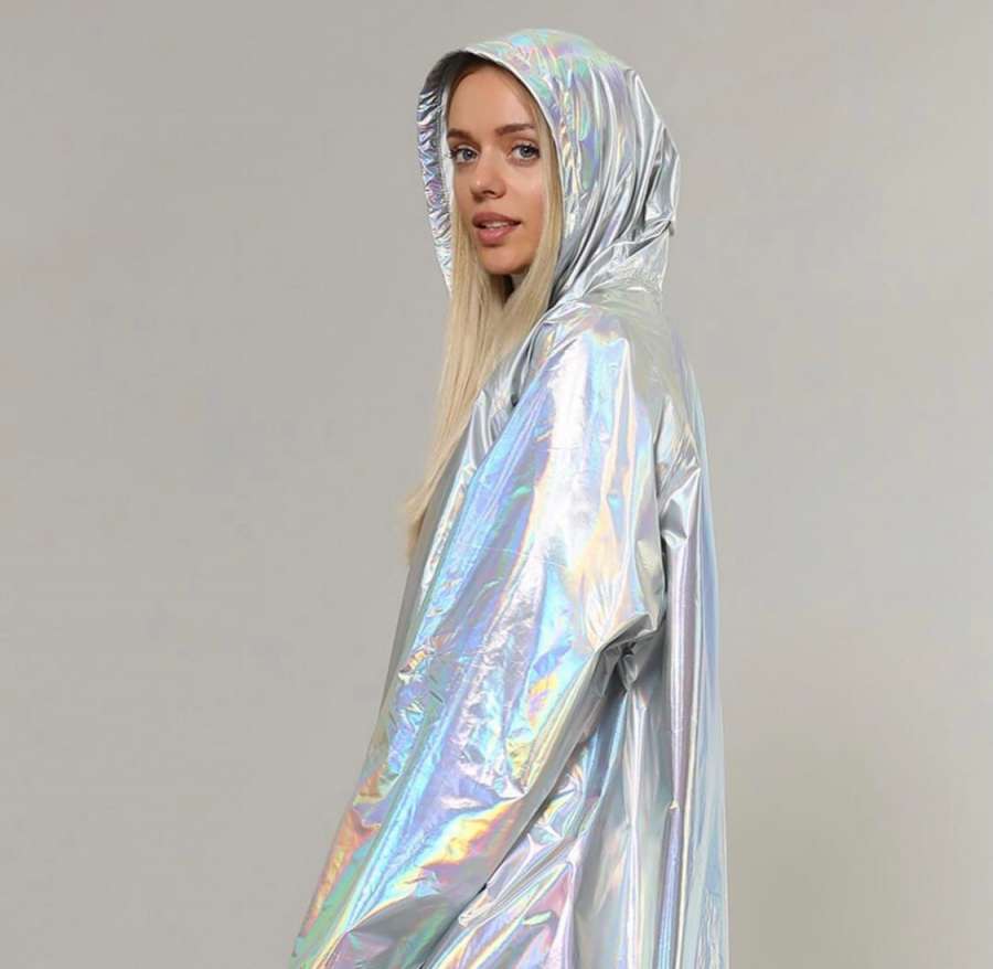 Все о плаще-дождевике