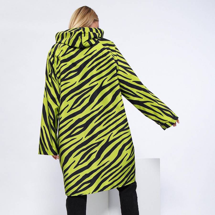 Покупка дождевика: учесть все