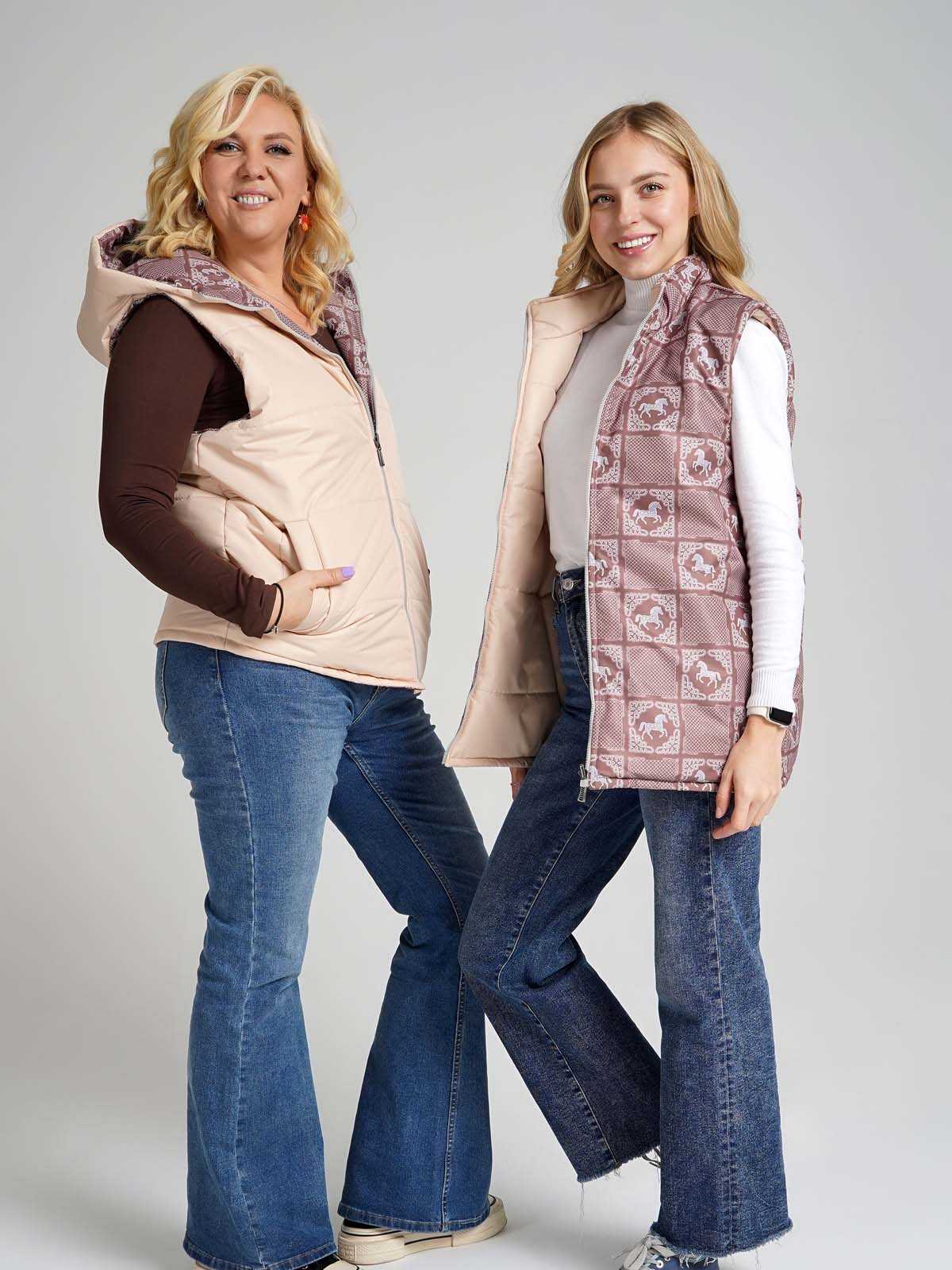 Жилетка двухсторонняя без капюшона "Белогривые лошадки"