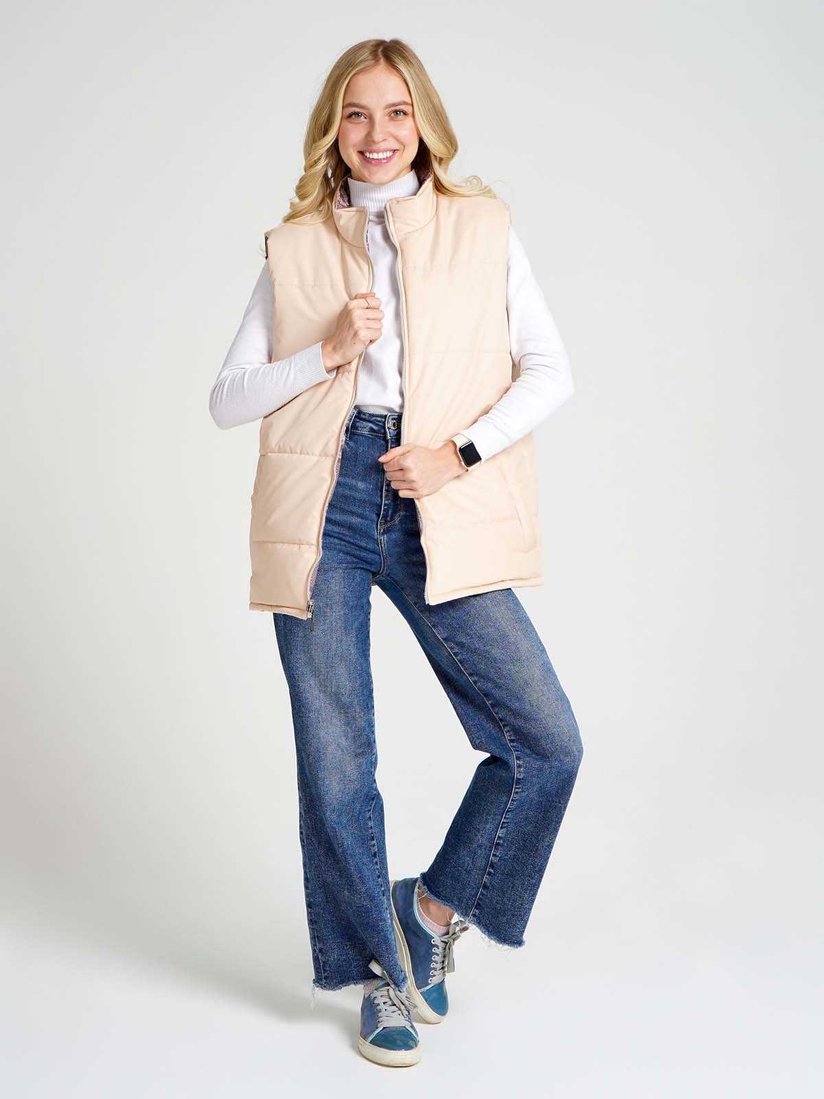 Жилетка двухсторонняя без капюшона "Белогривые лошадки"