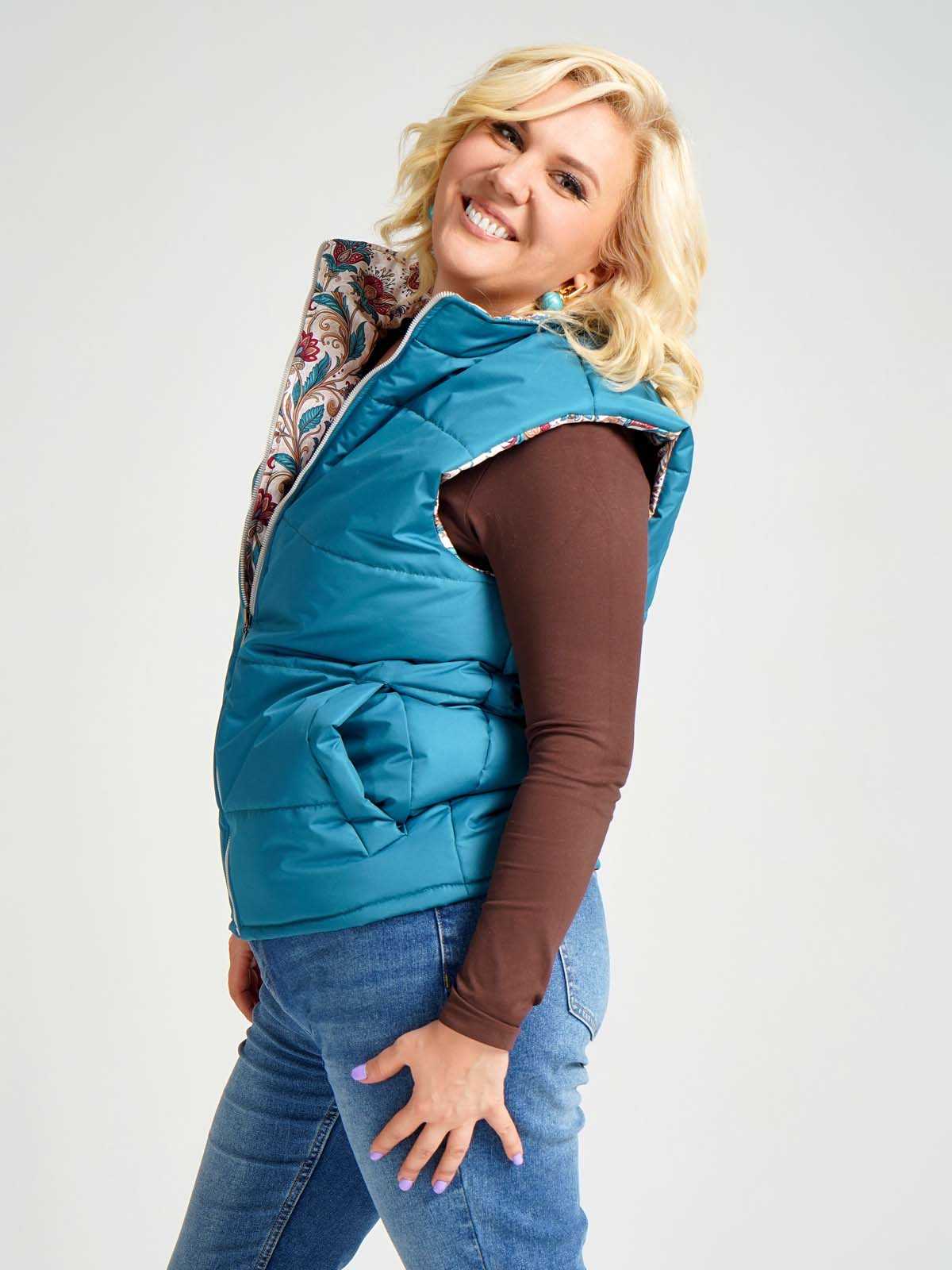 Жилетка двухсторонняя без капюшона «Аленький цветочек»