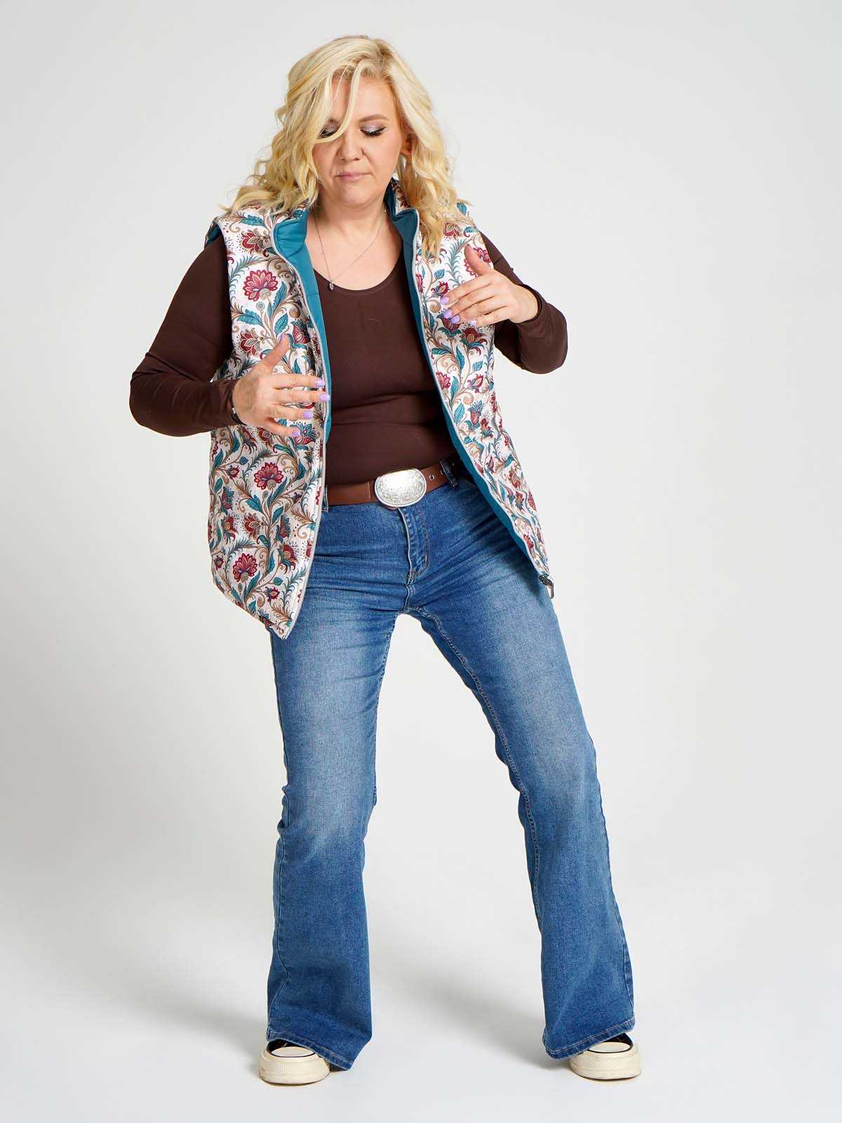 Жилетка двухсторонняя без капюшона «Аленький цветочек»