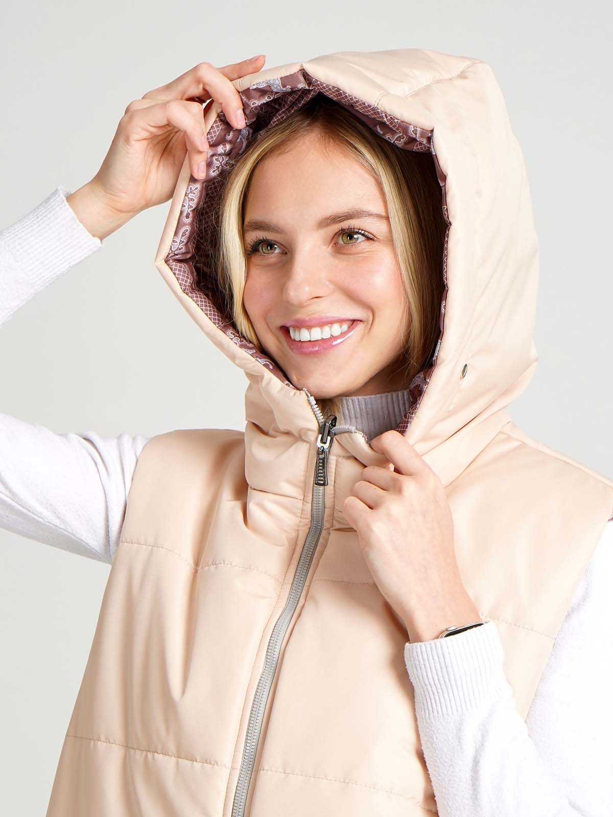 Жилетка двухсторонняя с капюшоном "Белогривые лошадки"