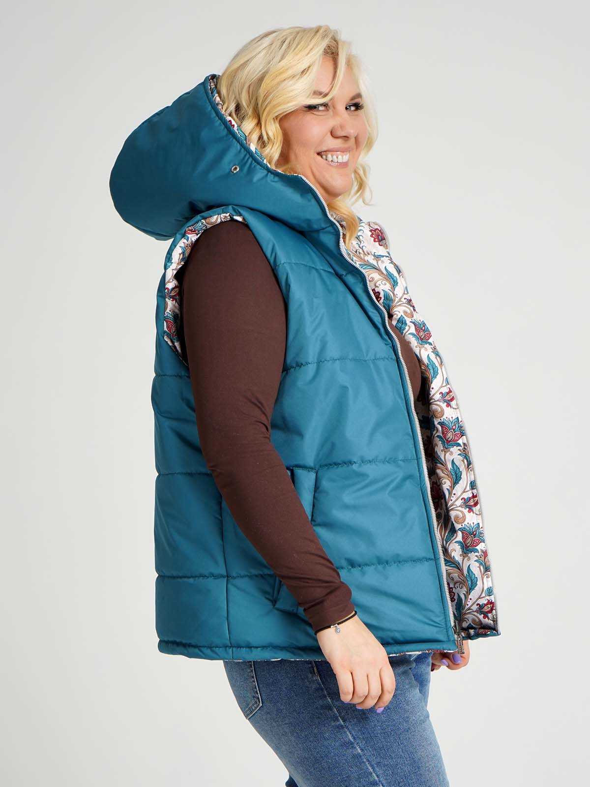 Жилетка двухсторонняя с капюшоном "Аленький цветочек"